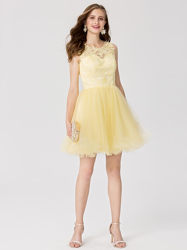  Ball Gown Holiday Homecoming Cocktail Party Dress Jewel Neck Sleeveless Short / Mini Lace Tulle with Pleats Appliques  / Prom