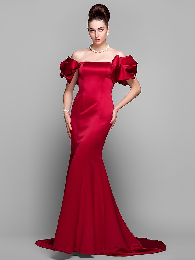 Mermaid / Trumpet Chinese Style Dress Formal Evening Court Train Short Sleeve Off Shoulder Satin with Pleats 2022