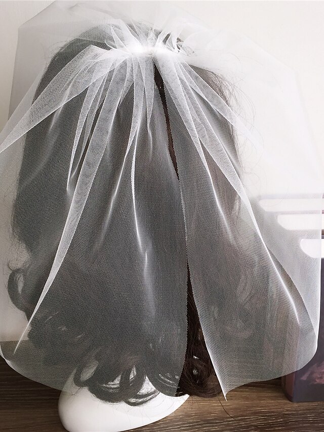  Two-tier Cut Edge Wedding Veil Blusher Veils with Ruffles Tulle / Birdcage