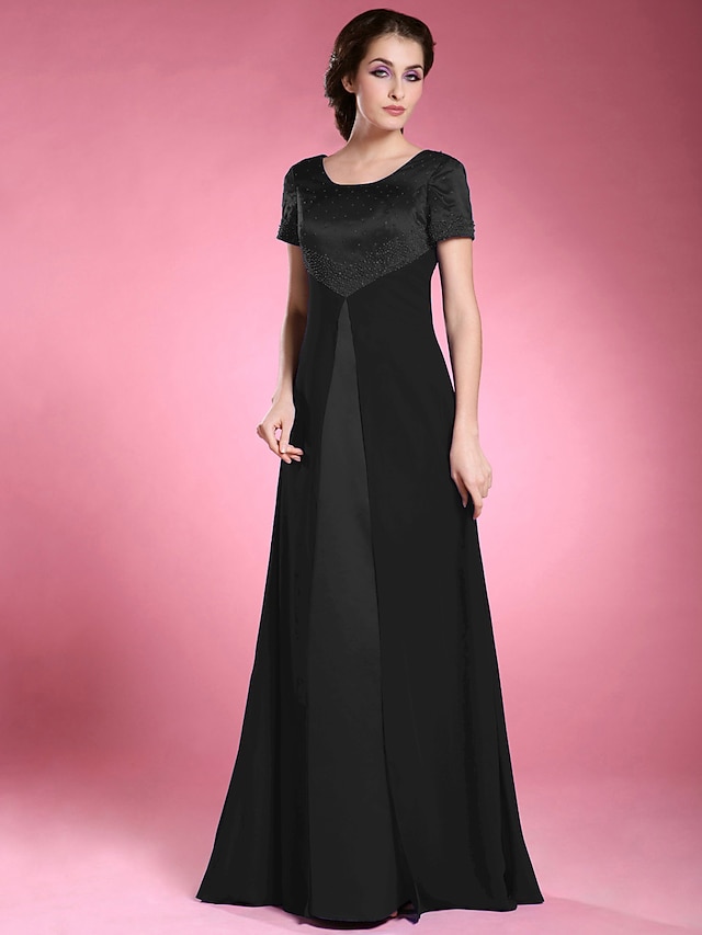  A-Line Mother of the Bride Dress Elegant Scoop Neck Floor Length Chiffon Satin Short Sleeve No with Beading 2024