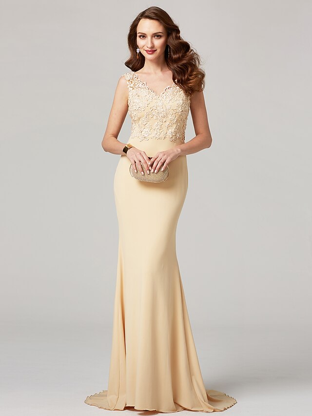  Sheath / Column Beautiful Back Dress Formal Evening Sweep / Brush Train Sleeveless V Neck Jersey V Back with Appliques 2022