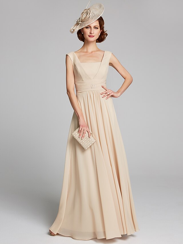  A-Line Mother of the Bride Dress Square Neck Floor Length Chiffon Sleeveless with Pleats Crystal Brooch 2021