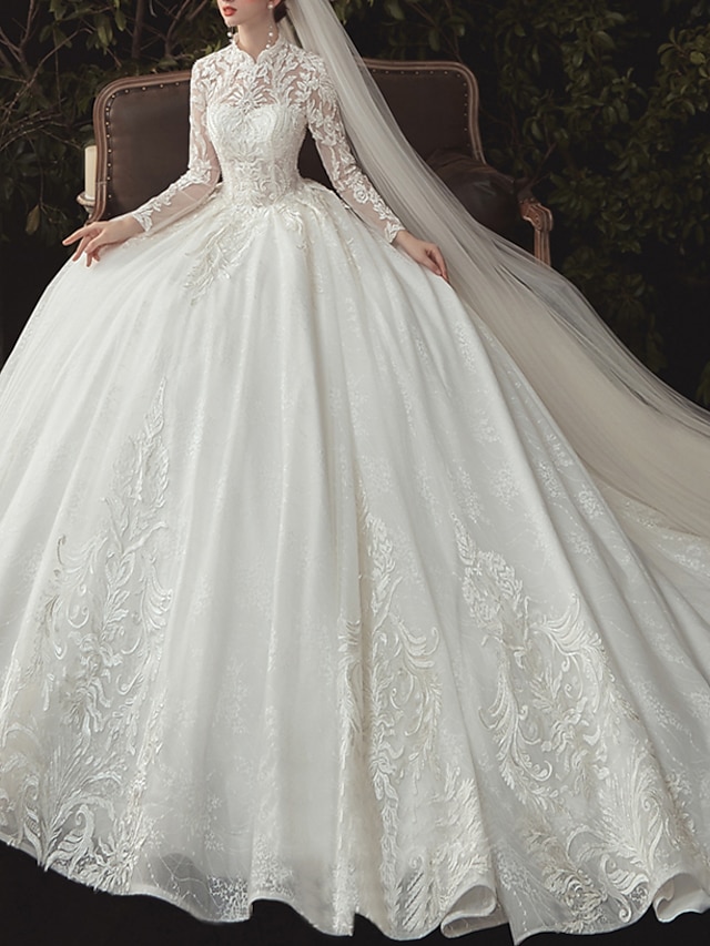  Hall Wedding Dresses Ball Gown High Neck Long Sleeve Watteau Train Lace Bridal Gowns With Lace Beading 2024