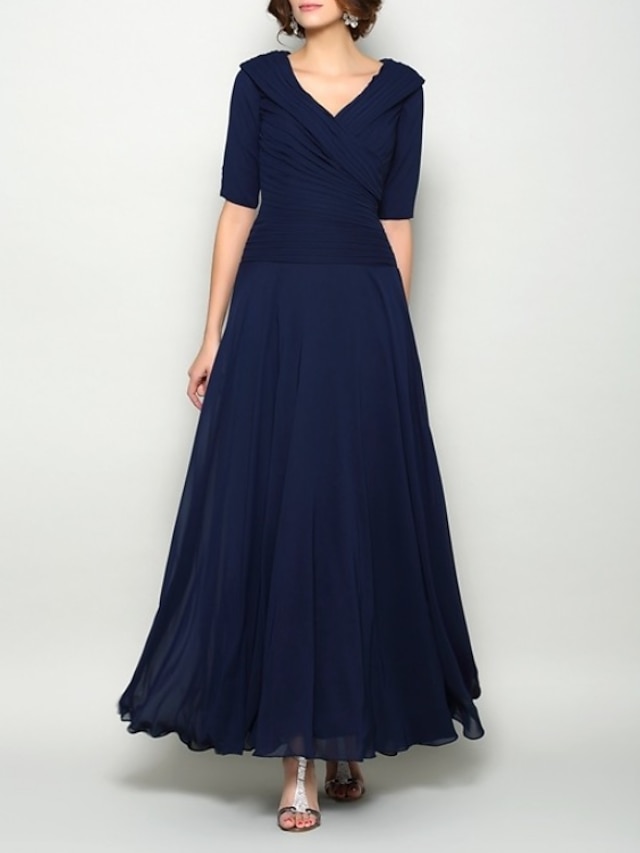  A-Line Mother of the Bride Dress Elegant V Neck Ankle Length Chiffon Short Sleeve with Pleats Ruching 2023