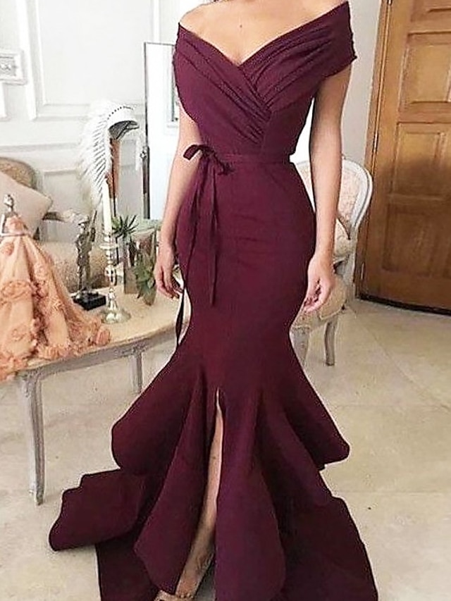  Mermaid / Trumpet Minimalist Sexy Wedding Guest Formal Evening Valentine's Day Dress V Neck Sleeveless Sweep / Brush Train Charmeuse with Slit Tier 2022