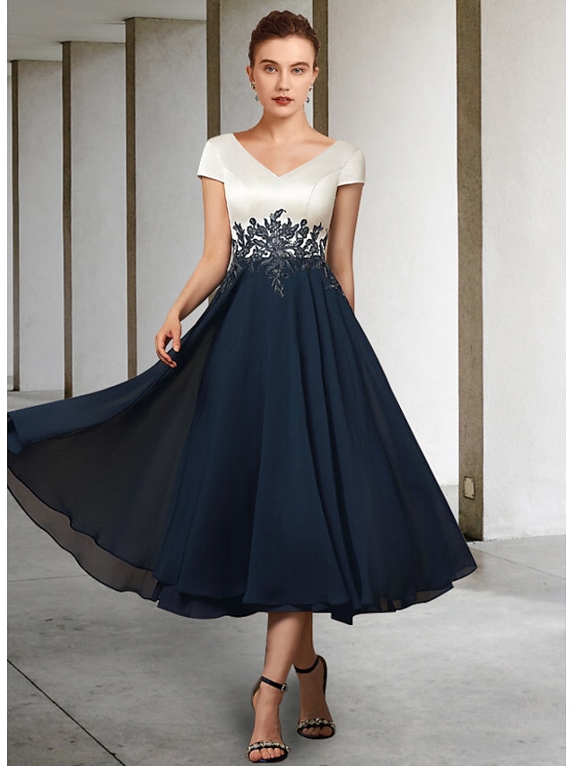  Vestido em A Linha Mãe da Noiva Convidada de Casamento Elegante Decote em V Comprimento Chá Chiffon Cetim Renda Manga Curta com Pregas Apliques 2025 tamanho personalizado gratuito