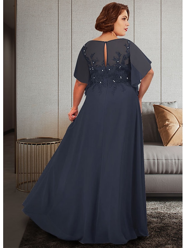 A-Line Mother of the Bride Dress Elegant Plus Size Jewel Neck Floor ...