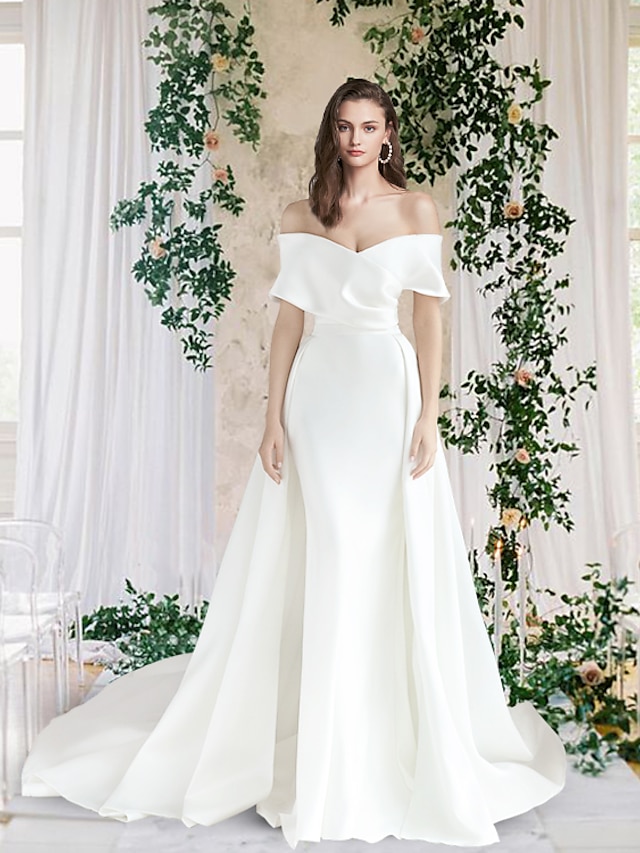  Szalon Alkalmi Esküvői ruhák Szűk szabású Aszimmetrikus Pántok Kápolnauszály Szatén Menyasszonyi ruhák Val vel Ráncolt 2024