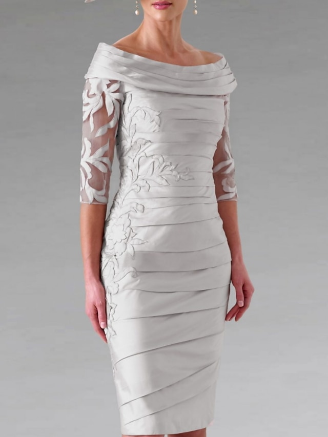  Sheath / Column Mother of the Bride Dress Elegant Off Shoulder Knee Length Taffeta Half Sleeve with Appliques Ruching 2022