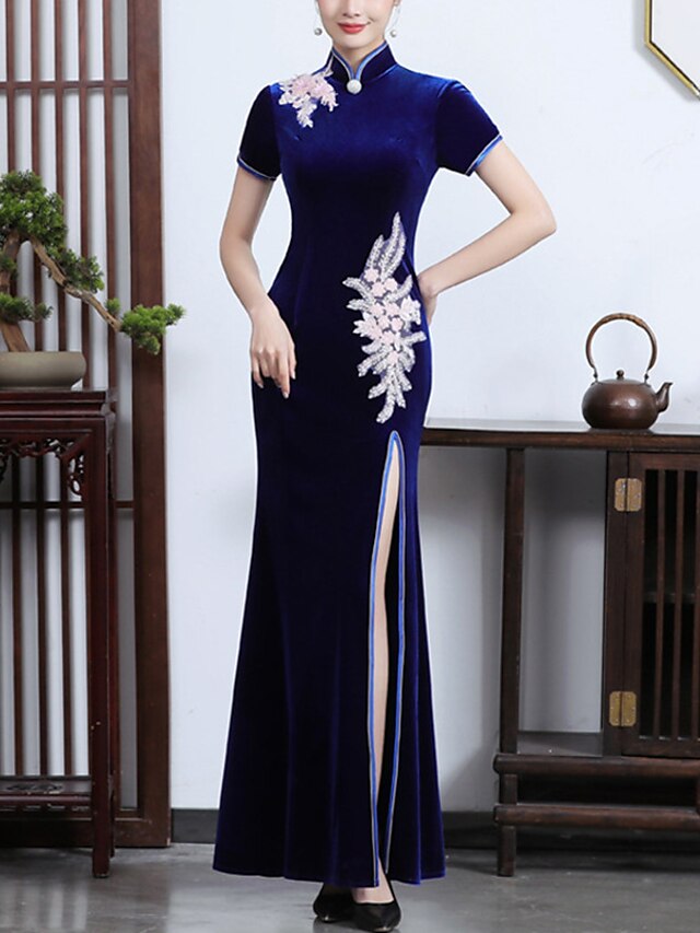Women Ethnic Cheongsam Velvet Floral Embroidery Chinese Style Formal Party Dress