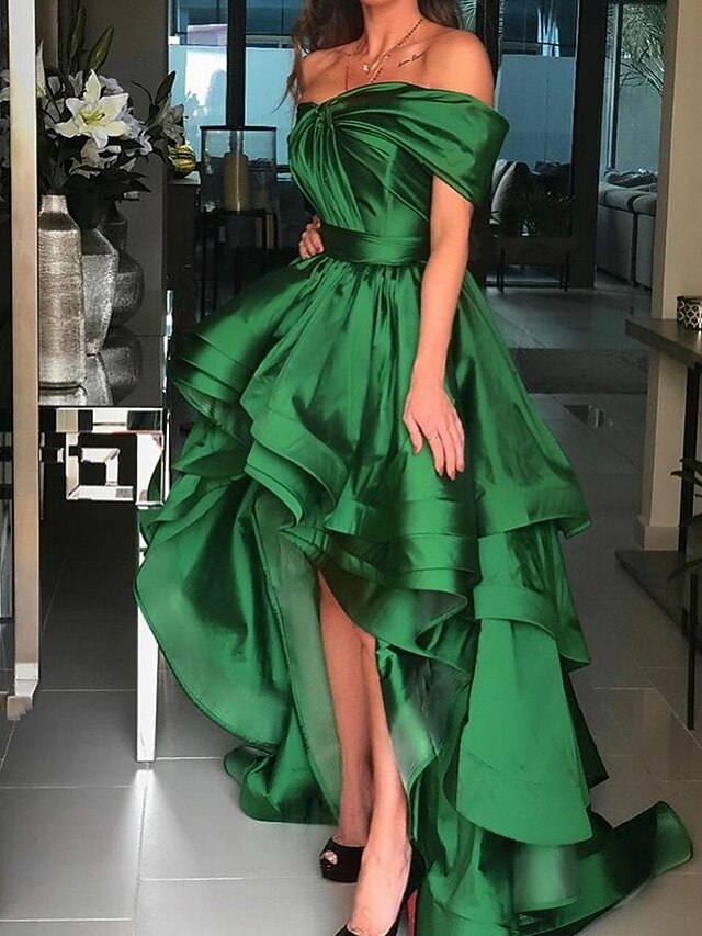 ALine Prom Dresses Elegant Dress Red Green Dress Prom Court Train