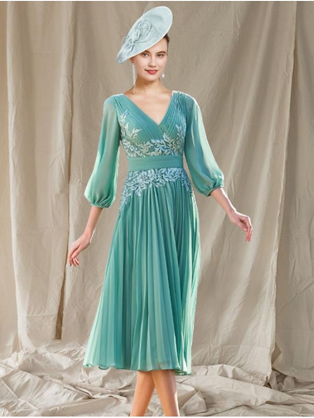  A-Line Mother of the Bride Dress Elegant V Neck Floor Length Tea Length Chiffon Lace 3/4 Length Sleeve with Pleats Appliques 2022