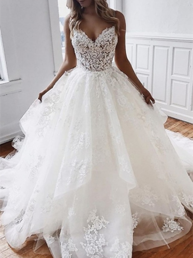  Engagement Formal Wedding Dresses Ball Gown Sweetheart Camisole Spaghetti Strap Chapel Train Lace Bridal Gowns With Appliques 2024