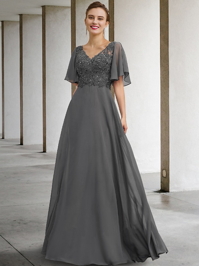 A-line Mother Of The Bride Dress Elegant Luxurious V Neck Floor Length 