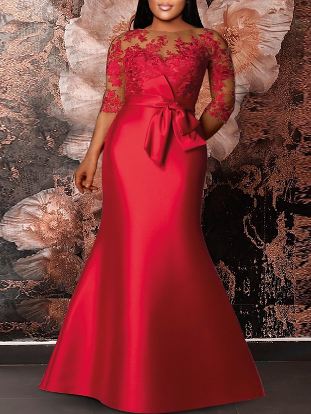 Zeemeermin Rode Groene Jurk Plus Size Curve Formele Jurken Plus Size Jurk Formele Bruiloft Gast Vloer lengte Halve Mouw Juwelen Hals Satijn met Applicaties Bandjes