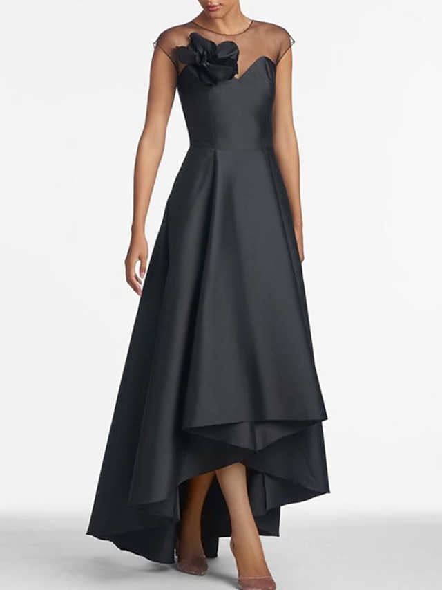  שמלות אורח כלה בליין שמלה שחורה אלגנטית במידות גדולות מסיבת חתונת אורחים לחתונה אסימטרית סאטן ללא שרוולים סאטן עם פרח כתף 2023