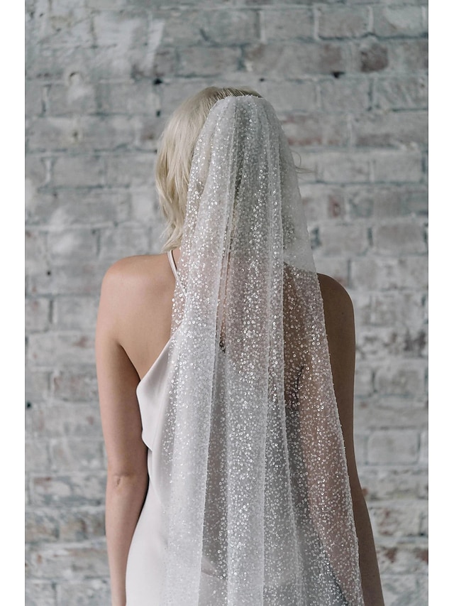  One-tier Simple / Sparkle & Shine Wedding Veil Chapel Veils with Sequin 78.74 in (200cm) Tulle dress to impress