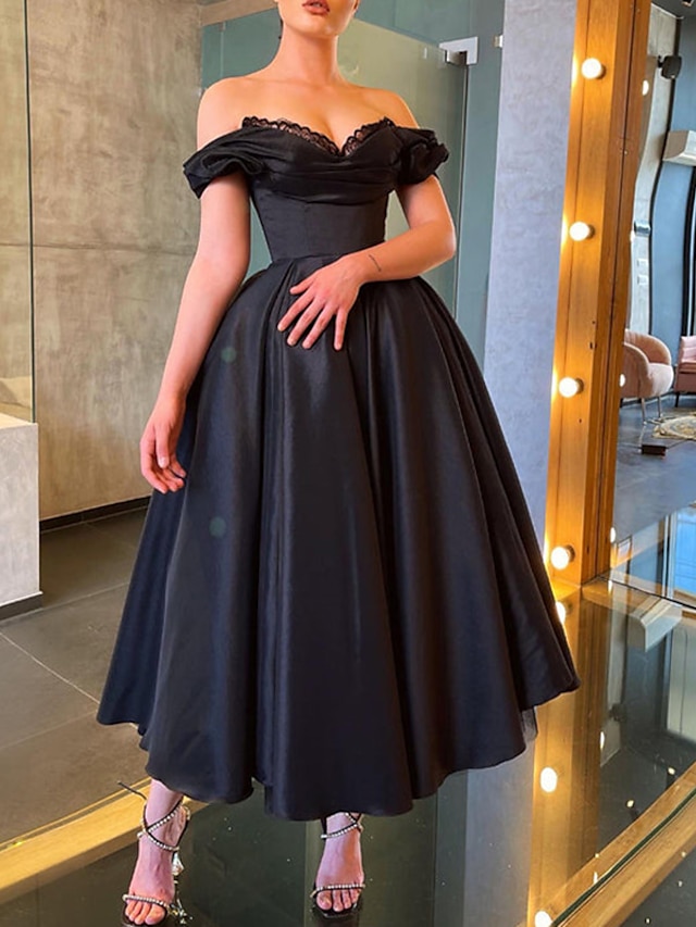  egysoros báli fekete ruha vintage ruha maskarás esküvői party tea hosszú ujjú, vállról lefelé esküvői vendég szatén 2024-es