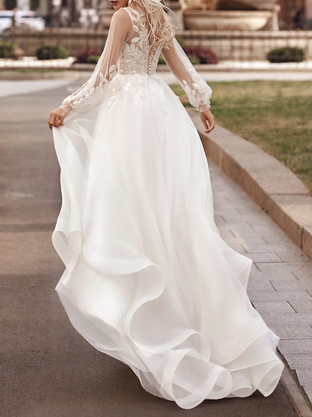 Beach Boho Wedding Dresses A-Line V Neck Long Sleeve Court Train Lace Bridal Gowns With Split Front 2024
