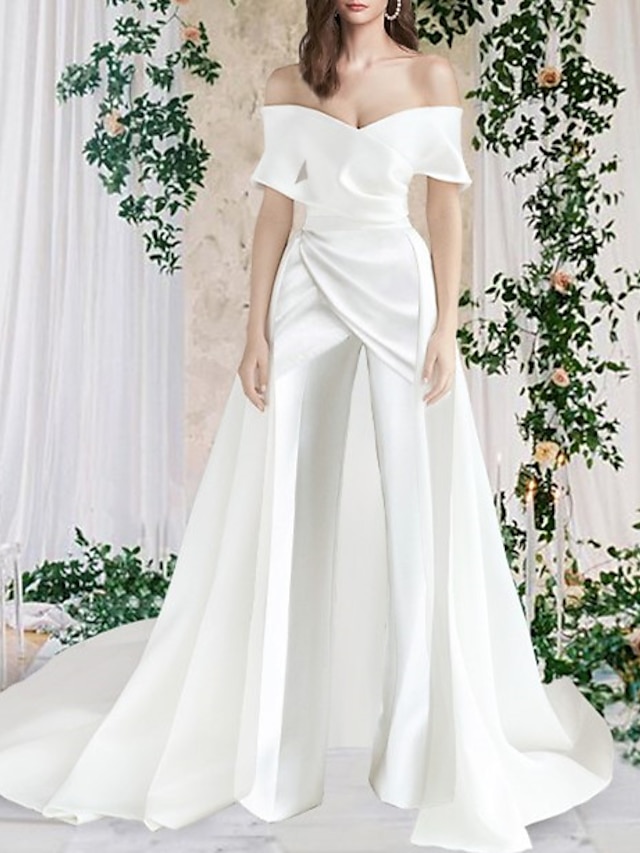  hal eenvoudige trouwjurken jumpsuits off shoulder mouwloze kapel trein satijnen bruidsjurken met effen kleur 2024