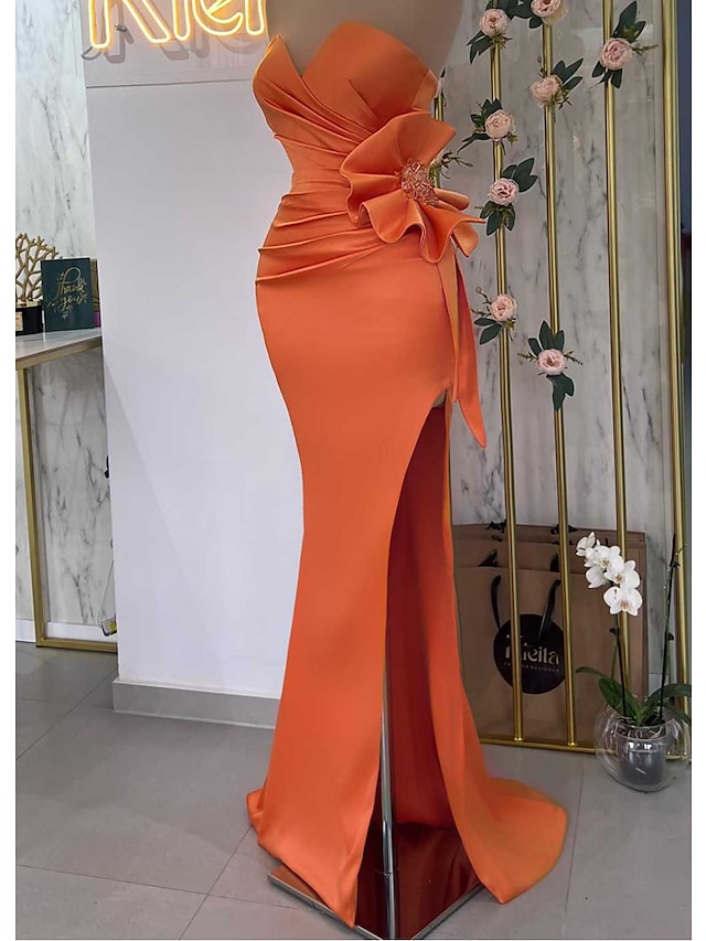  Τρομπέτα / Γοργόνα Βραδινά φορέματα Λουλουδάτο Φόρεμα Μασκάρεμα Χοροεσπερίδα Ουρά Αμάνικο Στράπλες Σατέν με Φόρεμα 2024