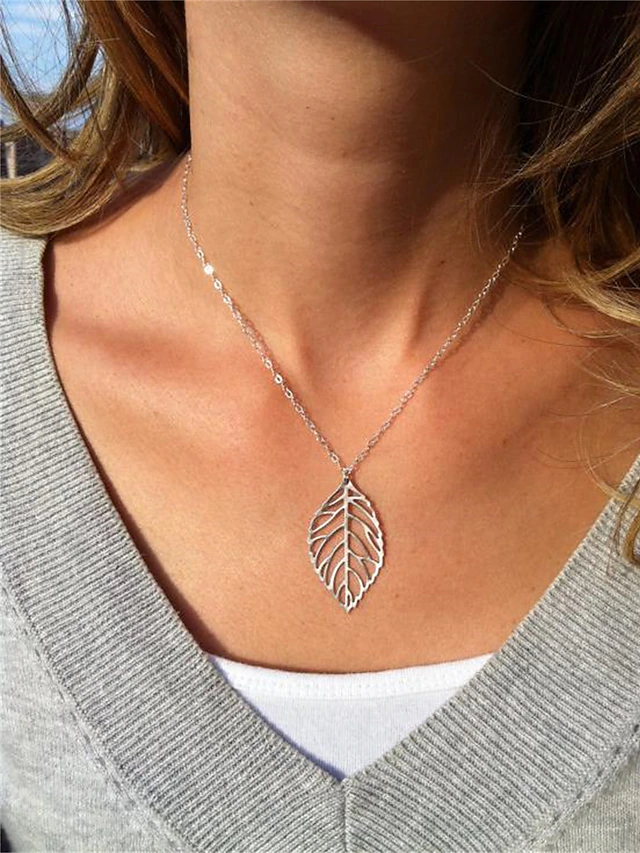 Women's Necklace 1PC Leaf Pendant Metal Alloy Long Necklace Chic Leaf Shaped Chain Jewelry Necklaces (Silver Gold, One Size) 7