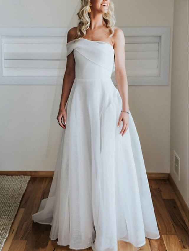 Casual Wedding Dresses Sheath / Column One Shoulder Sleeveless Sweep ...
