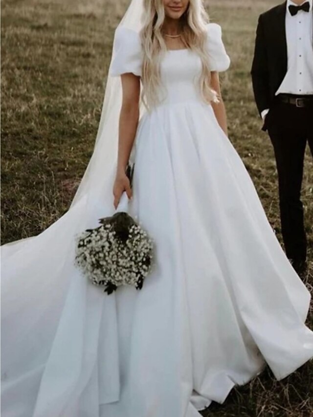 Charming A-Line Square Neck Short Sleeves Wedding Dresses with Train