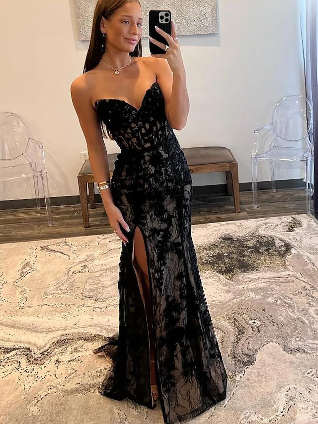  A-Line Mermaid / Trumpet Evening Gown Open Back Dress Graduation Prom Sweep / Brush Train Sleeveless Sweetheart Wednesday Addams Family Lace Backless with Glitter Slit Appliques 2024