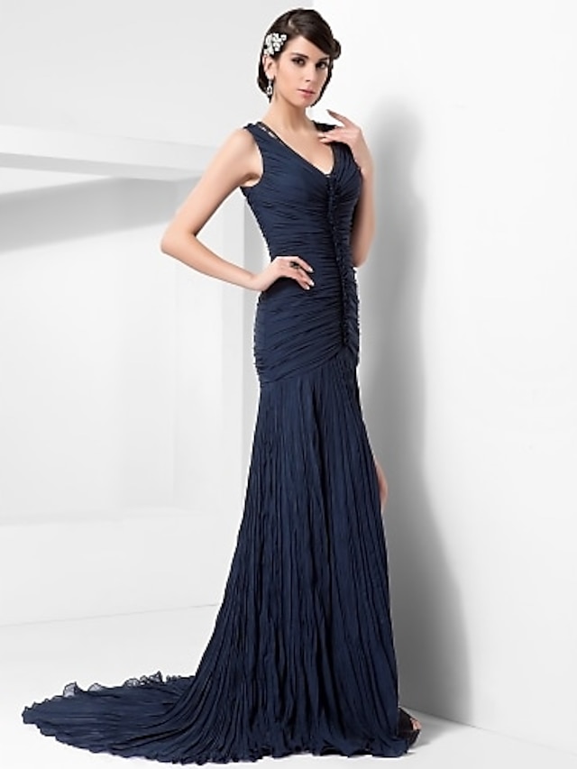  Sheath / Column Elegant Dress Formal Evening Court Train Sleeveless V Neck Chiffon with Lace Draping Side Draping 2023