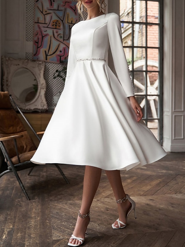  Simple Wedding Dresses Little White Dresses A-Line Scoop Neck Long Sleeve Knee Length Satin Bridal Gowns With Pleats Beading 2024