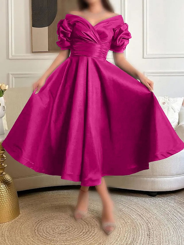  A-Linie Cocktailkleider Elegantes Kleid Formal Prom Teelänge Kurze Ärmel Herzförmiger Satin mit Rüschen Kleider