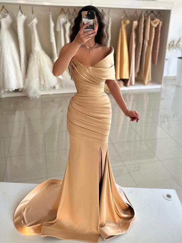  Mermaid / Trumpet Prom Dresses Elegant Dress Formal Prom Floor Length Sleeveless Off Shoulder Satin with Ruched Slit 2024