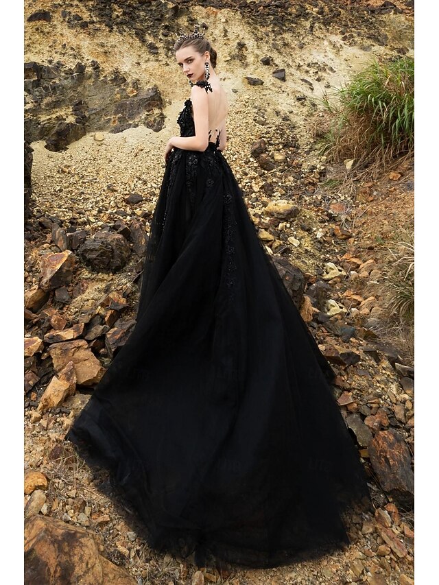 Beach Boho Black Wedding Dresses A-Line V Neck Sleeveless Court Train ...