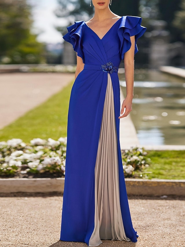  Sheath Evening Gown Elegant Mother Dress Formal Blue Wedding Guest Floor Length Short Sleeve V Neck Stretch Crepe with Pleats Crystals 2024