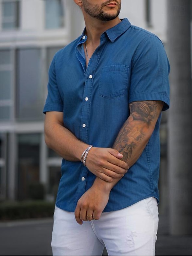  男性用 シャツ ボタンアップシャツ カジュアルシャツ デニムブルー 半袖 平織り 折襟 日常 バケーション フロントポケット 衣類 ファッション カジュアル 快適