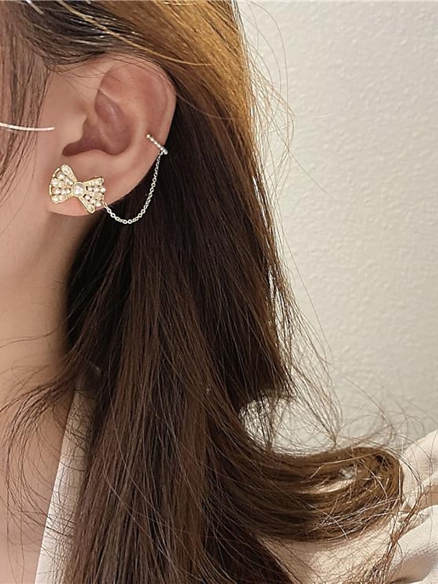  1 Paar Tropfen-Ohrringe Ohr-Stulpen For Damen Partyabend Geschenk Verabredung Aleación Schick Mode Gänseblümchen