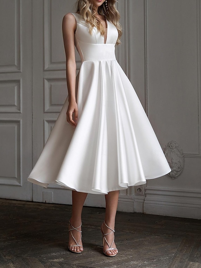  A-Line Little White Dress Cocktail Dresses Graduation Dress Elegant Wedding Guest Dress Tea Length Sleeveless V Neck Satin V Back 2024