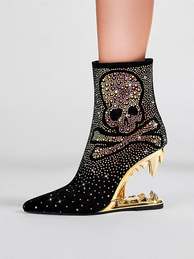 bottines noires à tête de mort pour femmes avec ornements en strass et talons découpés dorés – talons audacieux pour la mode gothique et les fêtes