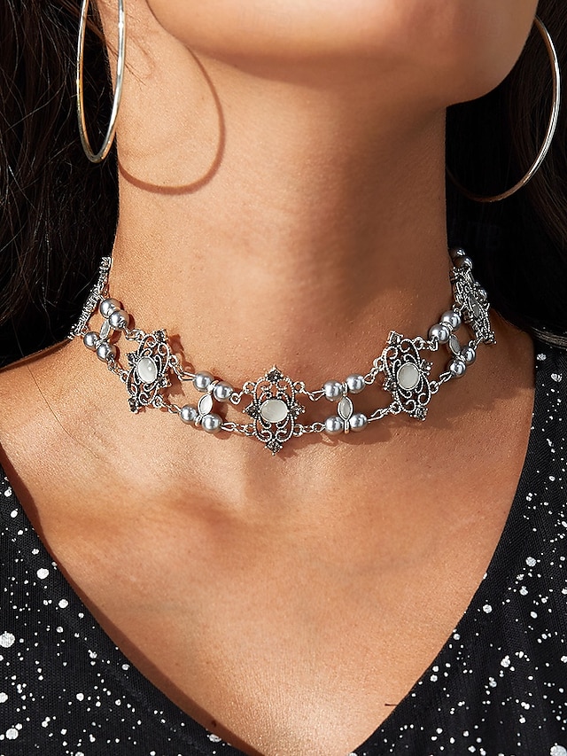  Vintage gothic choker ketting met parel- en filigraandetails - elegante statement sieraden voor cosplay, kostuumfeesten en speciale gelegenheden
