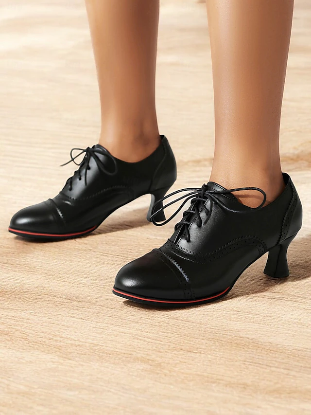 Women's Vintage Oxford Lace-Up Shoes - Retro Style Kitten Heel Brogue Design, Perfect for Office Wear and Classic Outfits 18