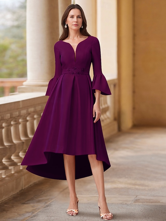  Abito A-Line madre della sposa abito elegante ospite di matrimonio scollo a V asimmetrico in satin lungo al tè con maniche 3/4 e pieghe abiti in tinta unita