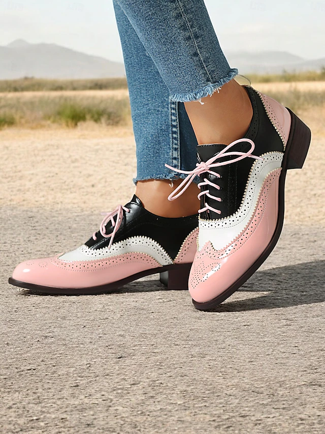 Women's Retro Pink and Black Oxford Shoes – Patent Faux Leather Lace-Up Brogues for Vintage Casual Style and Fashionable Outings 22