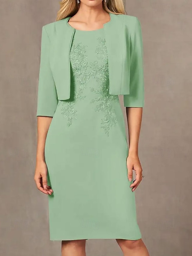  Zweiteiliges Sheath  Column Kleid Strandhochzeitsanzug Kleid der Mutter der Braut Einfacher Juwel-Ausschnitt Knielängen Stretch-Stoff Jackenbekleidungen mit Bestickungsapplikationen Renntag Kleid