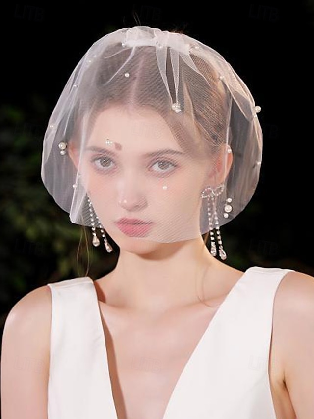  Velo de novia corto con adornos de perlas y cristales: elegante accesorio de boda vintage para novias, ideal para bodas y ceremonias.