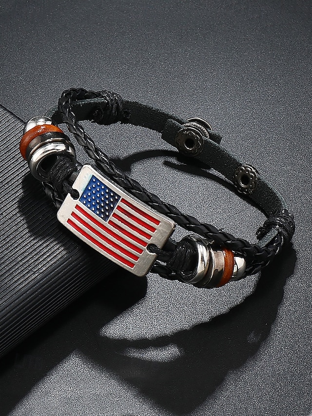  Lederarmband für Herren mit amerikanischer Flagge – stilvolles geflochtenes Armband mit Metall- und Holzakzenten für lässige und patriotische Anlässe