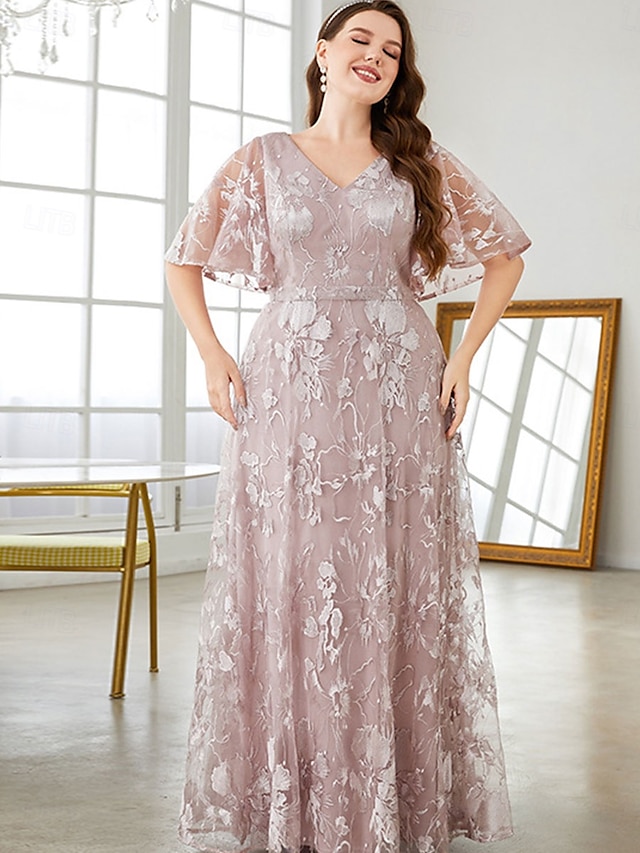  Φόρεμα Plus Size μητέρα της νύφης κομψό V λαιμό δαπέδου μήκους δαντέλα κοντό μανίκι με δαντέλα