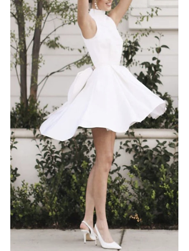  Abiti di Matrimonio per Piccole Lauree Bianchi Abiti da Matrimonio A-Line Scollo Alto Senza Maniche Corti  Mini Abiti da Sposa in Raso con Fiocco