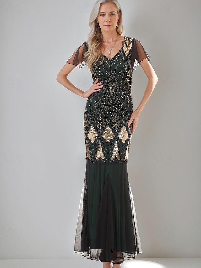  Sheath / Column Mother of the Bride Dress Elegant Vintage Party V Neck Floor Length Lace Tulle Short Sleeve with Beading Sequin Appliques