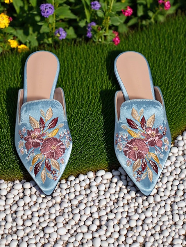  mules en satin brodées à bout pointu pour femmes – ballerines à enfiler à fleurs vintage pour les rendez-vous décontractés et les promenades en plein air